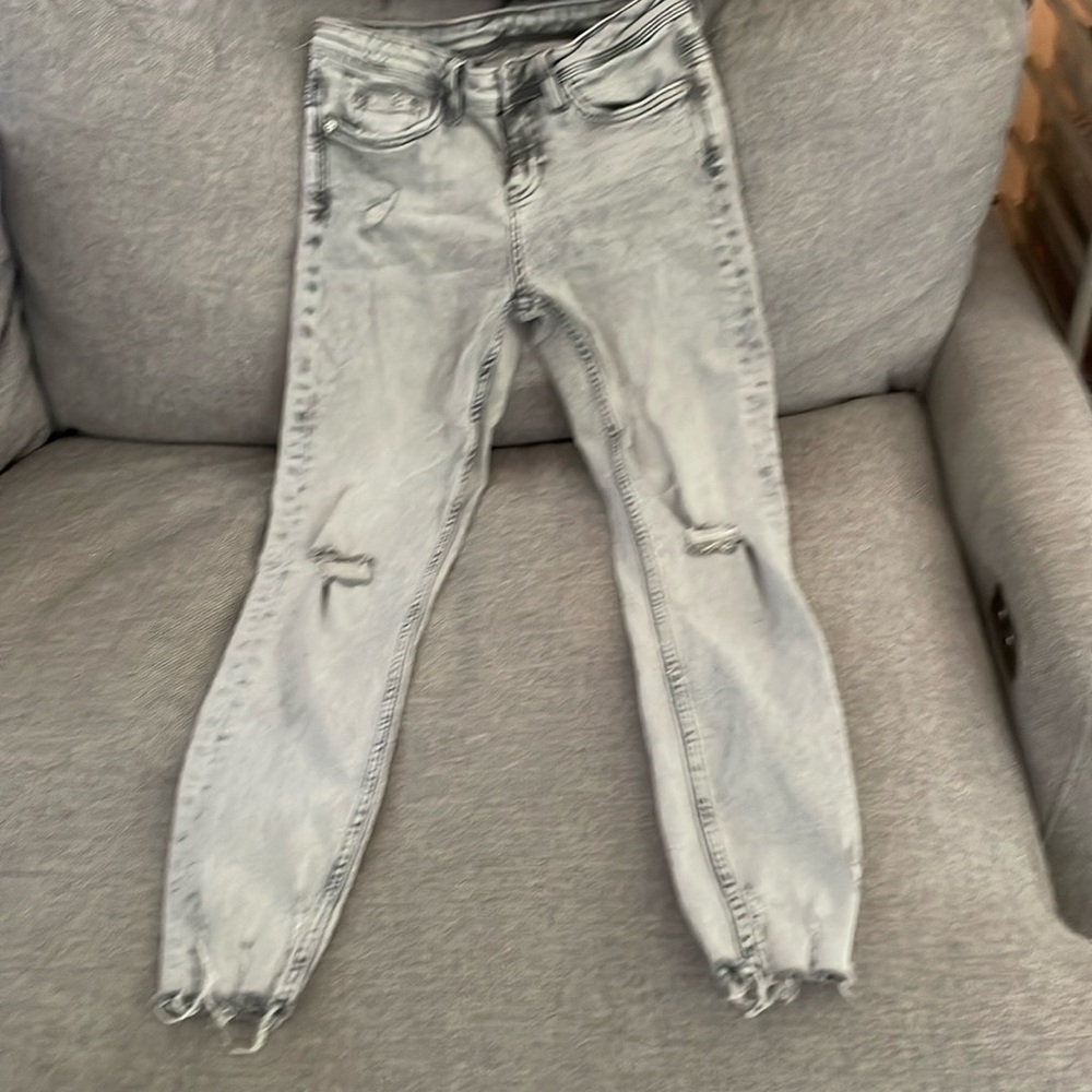 Zara Light Gray Distressed Jeans